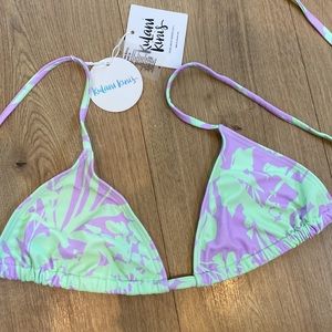 Kulani Kinis tie back Medium string top!!